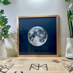 Fase Lunar: Una Memoria Grabada en Vidrio